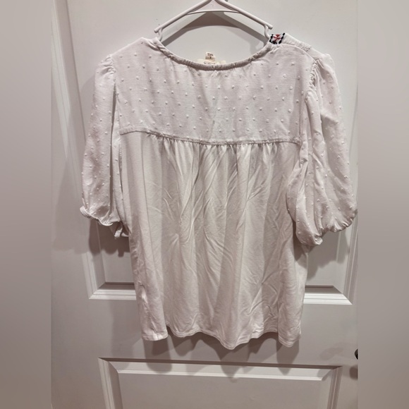 Nurture Embroidered Shirt‎ Large - Picture 4 of 4